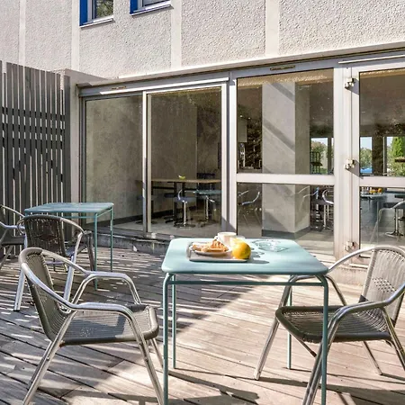 Hotel Ibis Budget Sud Fourchon Arles